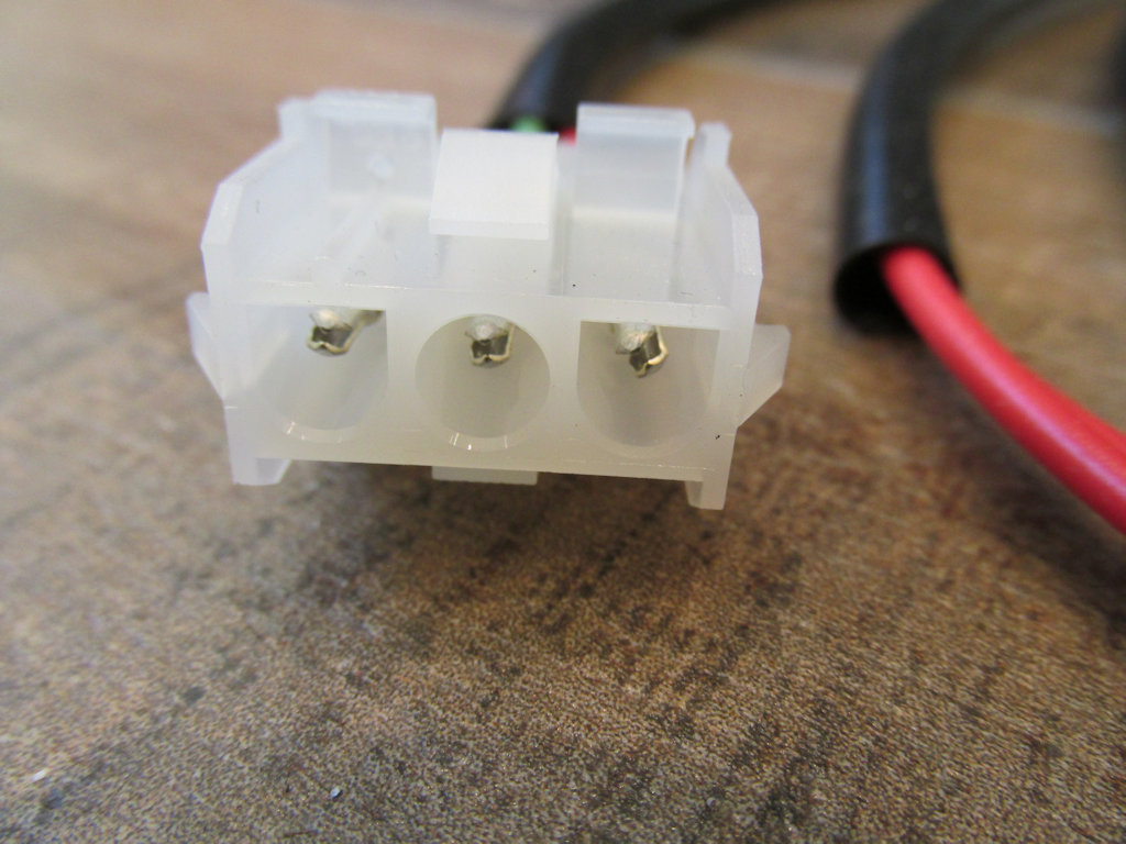 Close up of one 3-terminal connector.