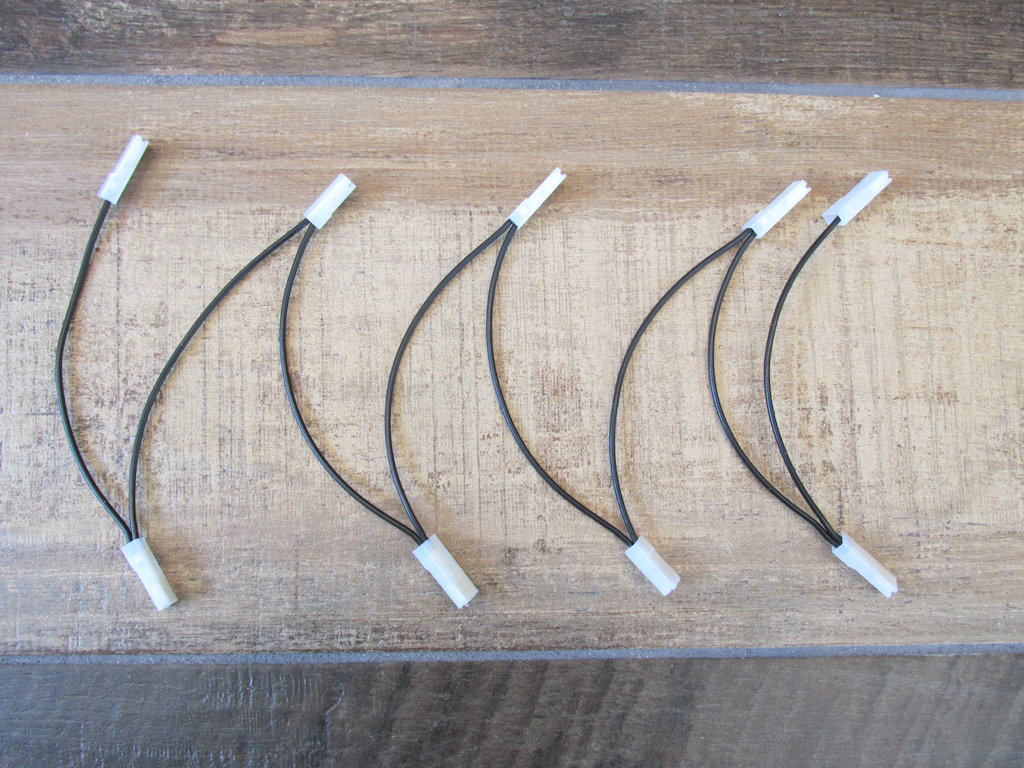 Dash ground interconnect.